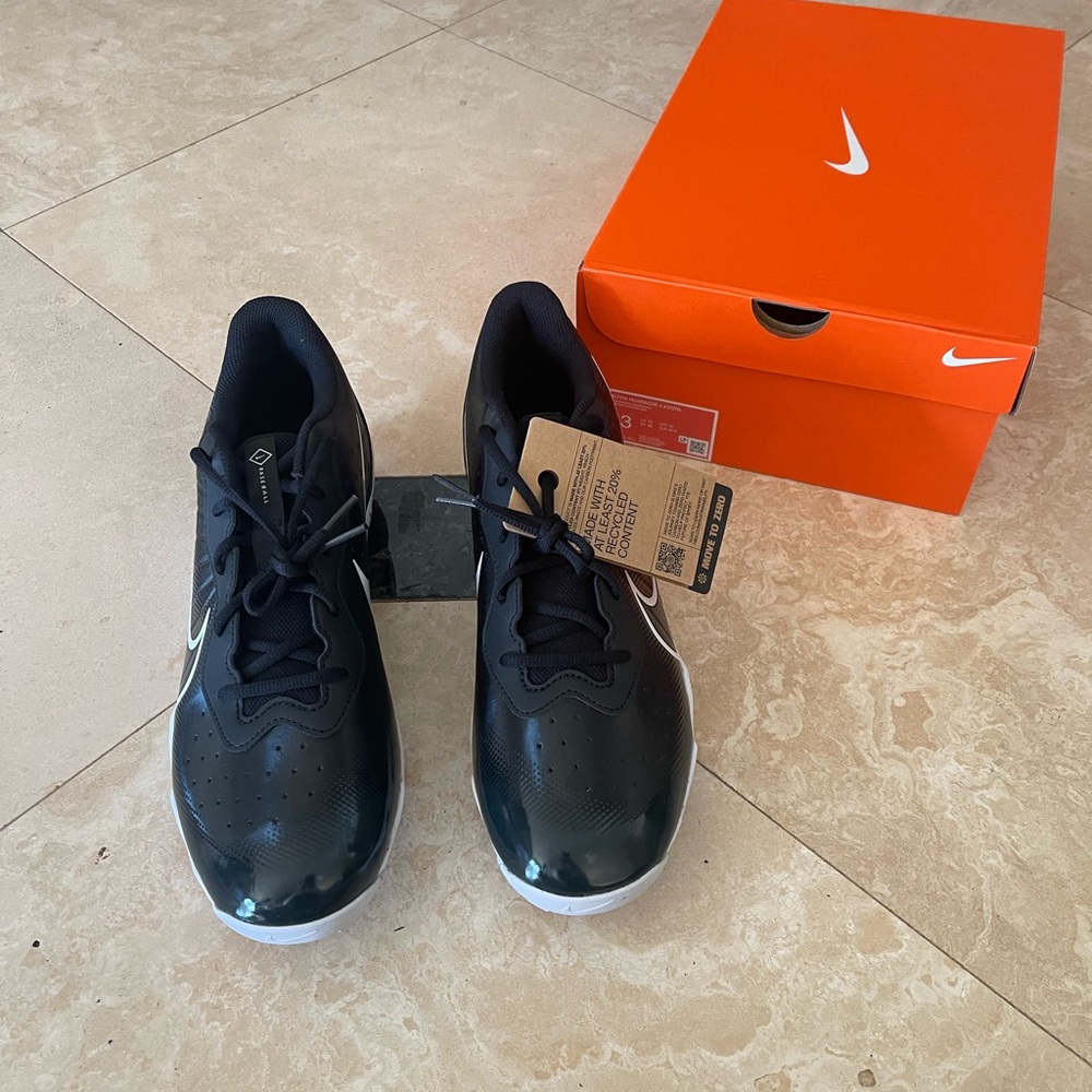Nike New Mens Alpha Huarache 4 cleats